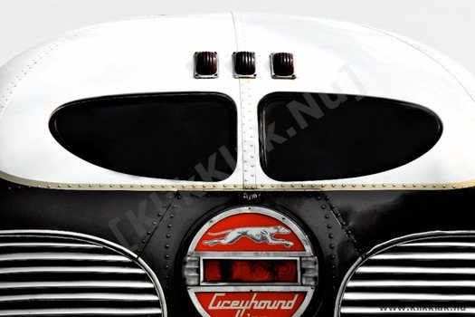 Greyhound bus in stoere kleuren